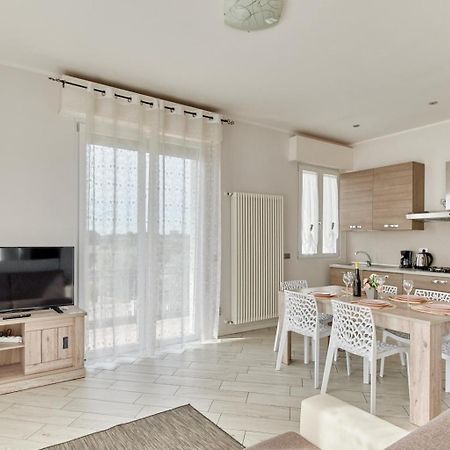 מנרבה דל גארדה App. Mimosa Minerva Holiday Home מראה חיצוני תמונה