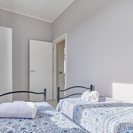 מנרבה דל גארדה App. Mimosa Minerva Holiday Home מראה חיצוני תמונה